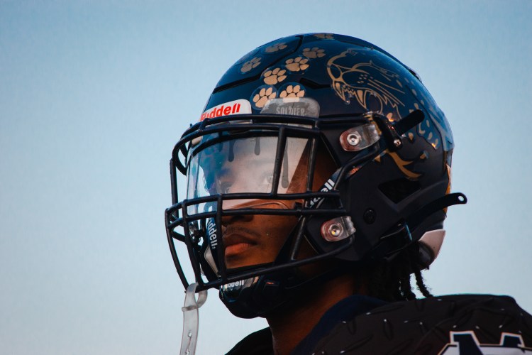 “I’m blessed.” highly touted recruit Sterling Dixon commits to&nbsp;Alabama